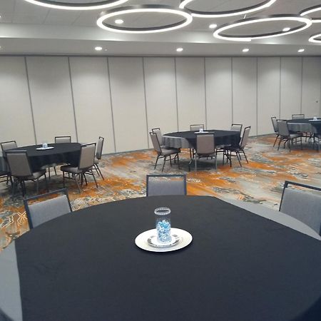 Holiday Inn - Kansas City - Northeast By Ihg Exteriér fotografie