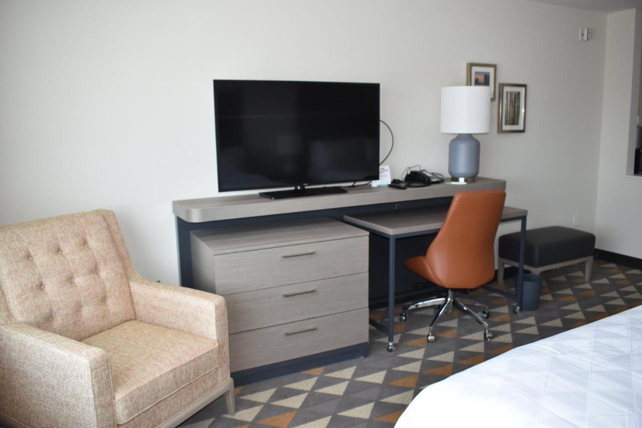 Holiday Inn - Kansas City - Northeast By Ihg Exteriér fotografie