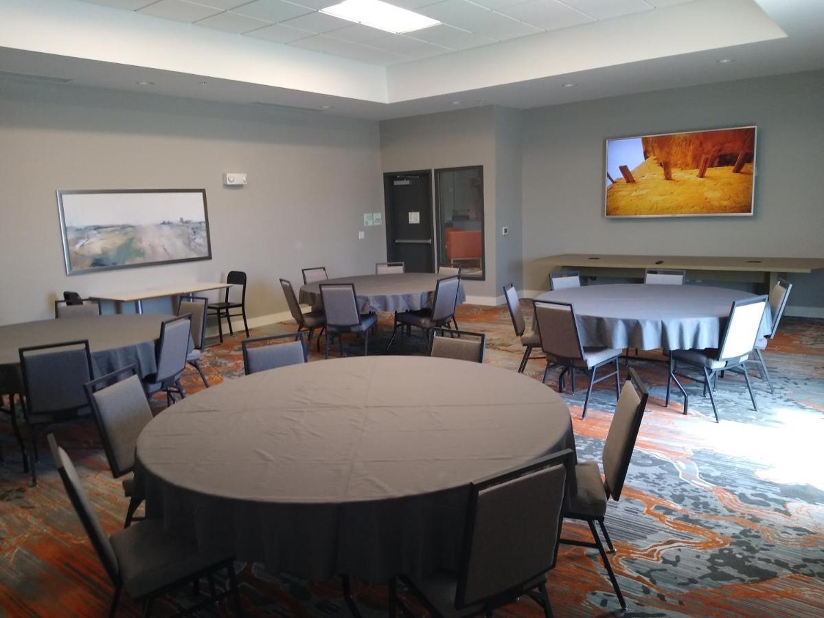 Holiday Inn - Kansas City - Northeast By Ihg Exteriér fotografie