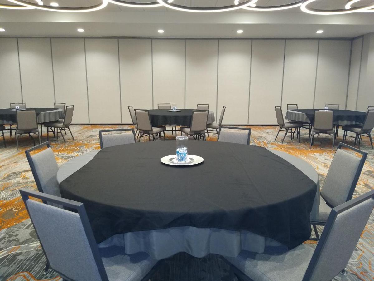 Holiday Inn - Kansas City - Northeast By Ihg Exteriér fotografie