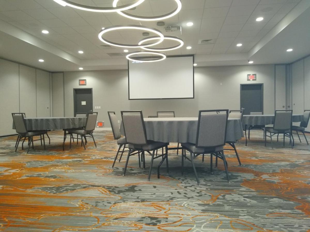 Holiday Inn - Kansas City - Northeast By Ihg Exteriér fotografie